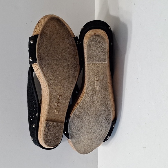 Minnetonka Black Tan Bohemian Lainey Boho Cut Out Suede Wedge Sandals Size 8 - Picture 11 of 12